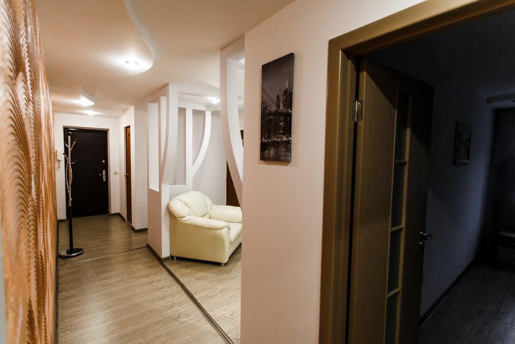 Apartment "A&V-Surganova" Minsk Ngoại thất bức ảnh